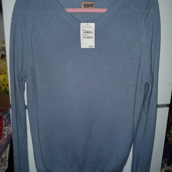 Sweater - Picture 3 of 3